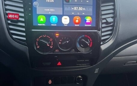 Mitsubishi L200 IV рестайлинг, 2015 год, 1 925 000 рублей, 25 фотография