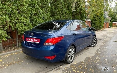 Hyundai Solaris II рестайлинг, 2015 год, 900 000 рублей, 4 фотография