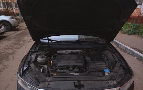 Volkswagen Passat B8 рестайлинг, 2016 год, 1 550 000 рублей, 14 фотография