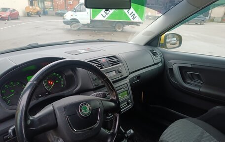 Skoda Fabia II, 2012 год, 600 000 рублей, 5 фотография