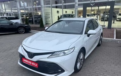 Toyota Camry, 2018 год, 2 850 000 рублей, 1 фотография