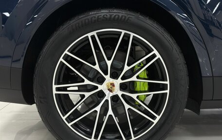 Porsche Cayenne III, 2024 год, 16 990 000 рублей, 12 фотография