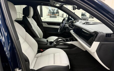 Porsche Cayenne III, 2024 год, 16 990 000 рублей, 29 фотография