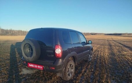 Chevrolet Niva I рестайлинг, 2016 год, 550 000 рублей, 2 фотография