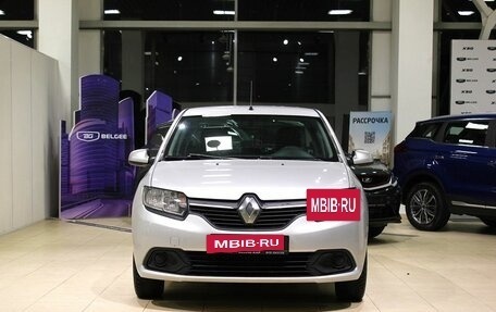 Renault Logan II, 2018 год, 785 000 рублей, 2 фотография