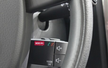 Renault Logan II, 2018 год, 785 000 рублей, 16 фотография