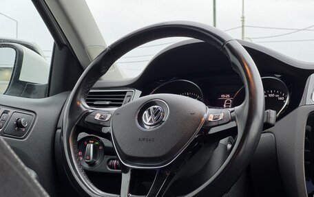 Volkswagen Jetta VI, 2017 год, 1 500 000 рублей, 11 фотография