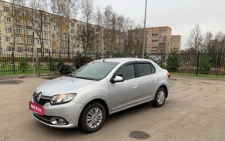 Renault Logan II, 2014 год, 800 000 рублей, 1 фотография