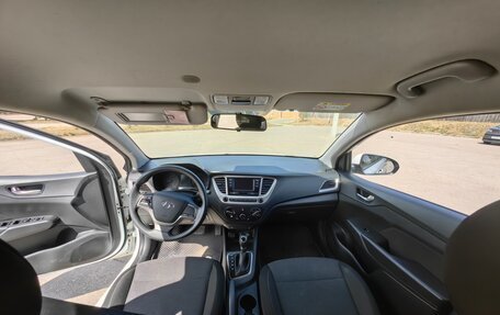 Hyundai Solaris II рестайлинг, 2019 год, 1 100 000 рублей, 23 фотография