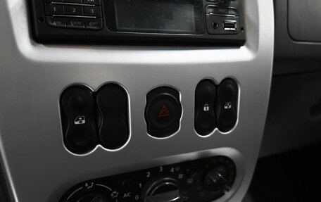 Renault Sandero I, 2013 год, 745 000 рублей, 17 фотография