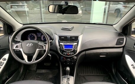 Hyundai Solaris II рестайлинг, 2012 год, 740 000 рублей, 11 фотография