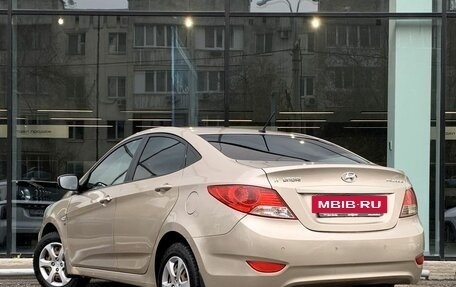 Hyundai Solaris II рестайлинг, 2012 год, 740 000 рублей, 7 фотография