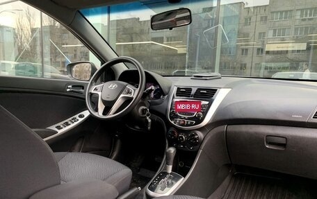Hyundai Solaris II рестайлинг, 2012 год, 740 000 рублей, 9 фотография