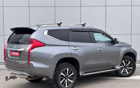 Mitsubishi Pajero Sport III рестайлинг, 2018 год, 3 150 000 рублей, 4 фотография