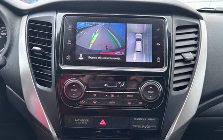 Mitsubishi Pajero Sport III рестайлинг, 2018 год, 3 150 000 рублей, 11 фотография