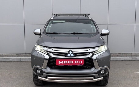 Mitsubishi Pajero Sport III рестайлинг, 2018 год, 3 150 000 рублей, 7 фотография