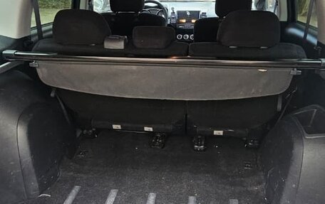 Mitsubishi Outlander III рестайлинг 3, 2008 год, 900 000 рублей, 5 фотография