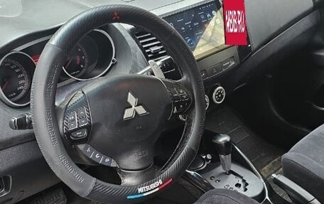 Mitsubishi Outlander III рестайлинг 3, 2008 год, 900 000 рублей, 7 фотография