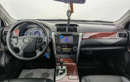 Toyota Camry, 2013 год, 1 249 000 рублей, 12 фотография