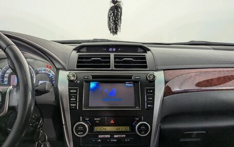 Toyota Camry, 2013 год, 1 249 000 рублей, 26 фотография