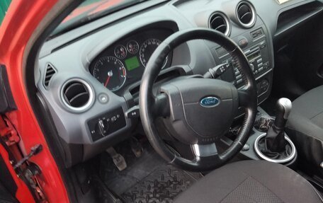 Ford Fiesta, 2007 год, 370 000 рублей, 2 фотография