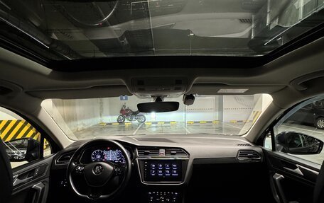 Volkswagen Tiguan II, 2018 год, 4 000 000 рублей, 3 фотография