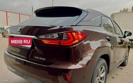 Lexus RX IV рестайлинг, 2018 год, 3 585 000 рублей, 4 фотография