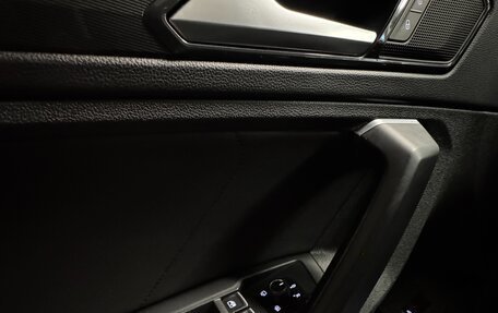 Volkswagen Tiguan II, 2018 год, 4 000 000 рублей, 11 фотография