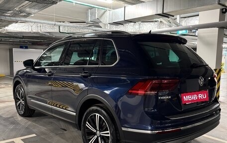 Volkswagen Tiguan II, 2018 год, 4 000 000 рублей, 2 фотография