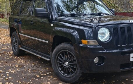 Jeep Liberty (Patriot), 2010 год, 800 000 рублей, 2 фотография