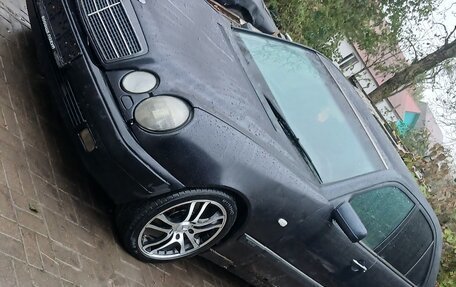 Mercedes-Benz E-Класс, 1996 год, 310 000 рублей, 2 фотография