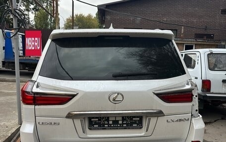 Lexus LX III, 2018 год, 2 950 000 рублей, 2 фотография