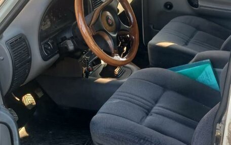 ГАЗ 3110 «Волга», 2000 год, 180 000 рублей, 9 фотография