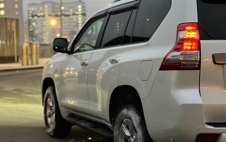 Toyota Land Cruiser Prado 150 рестайлинг 2, 2015 год, 4 299 000 рублей, 7 фотография