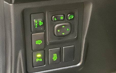 Toyota Land Cruiser Prado 150 рестайлинг 2, 2015 год, 4 299 000 рублей, 15 фотография