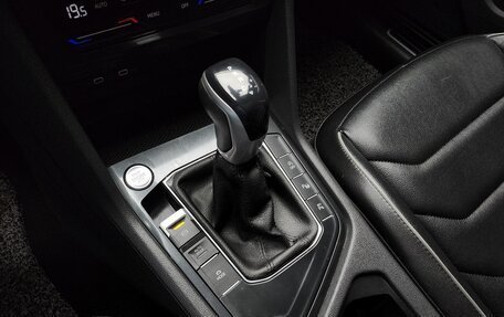 Volkswagen Tiguan II, 2021 год, 3 123 000 рублей, 9 фотография