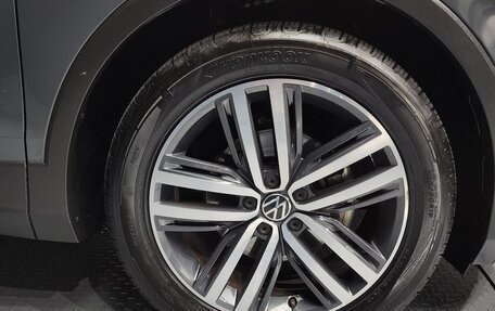 Volkswagen Tiguan II, 2021 год, 3 123 000 рублей, 5 фотография