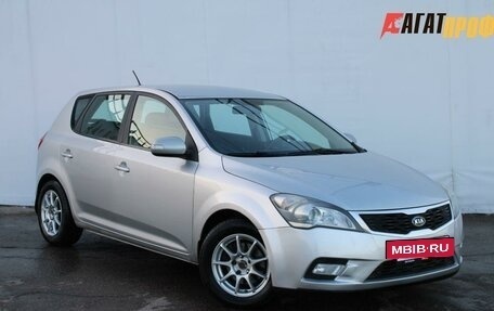 KIA cee'd I рестайлинг, 2011 год, 655 000 рублей, 3 фотография