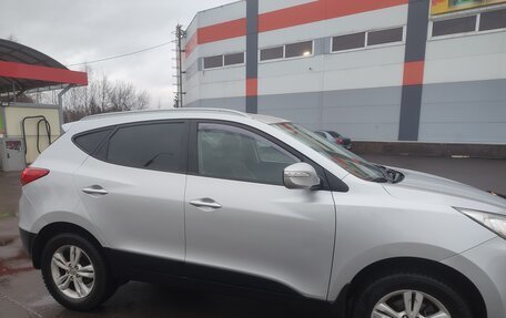 Hyundai ix35 I рестайлинг, 2010 год, 950 000 рублей, 12 фотография