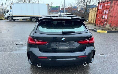 BMW 1 серия, 2021 год, 3 650 000 рублей, 7 фотография