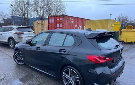 BMW 1 серия, 2021 год, 3 650 000 рублей, 5 фотография