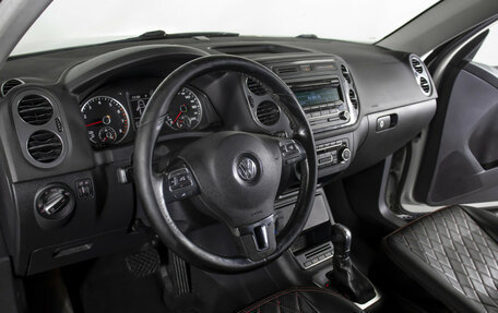 Volkswagen Tiguan I, 2014 год, 928 000 рублей, 17 фотография