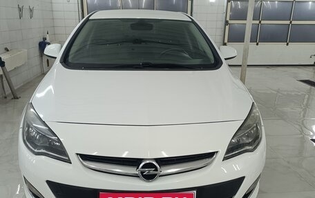 Opel Astra J, 2012 год, 680 000 рублей, 1 фотография