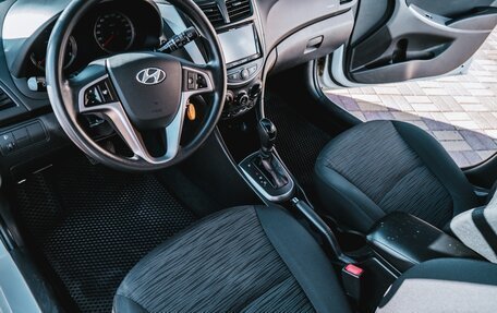 Hyundai Solaris II рестайлинг, 2014 год, 1 010 000 рублей, 4 фотография