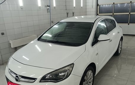 Opel Astra J, 2012 год, 680 000 рублей, 3 фотография