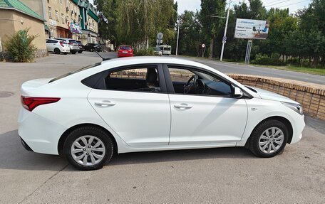 Hyundai Solaris II рестайлинг, 2019 год, 1 100 000 рублей, 11 фотография