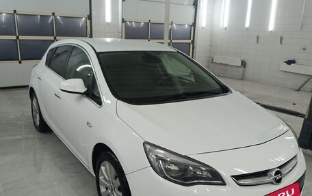 Opel Astra J, 2012 год, 680 000 рублей, 4 фотография
