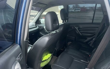 Toyota RAV4, 2004 год, 930 000 рублей, 18 фотография