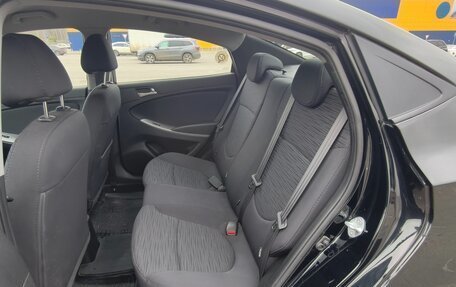 Hyundai Solaris II рестайлинг, 2015 год, 1 130 000 рублей, 17 фотография