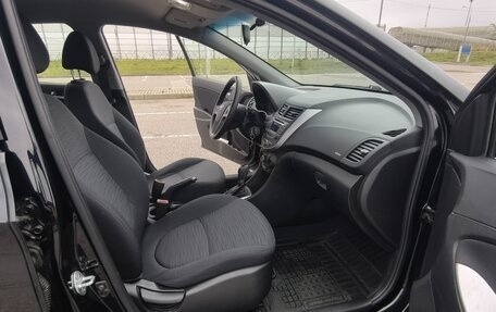 Hyundai Solaris II рестайлинг, 2015 год, 1 130 000 рублей, 10 фотография